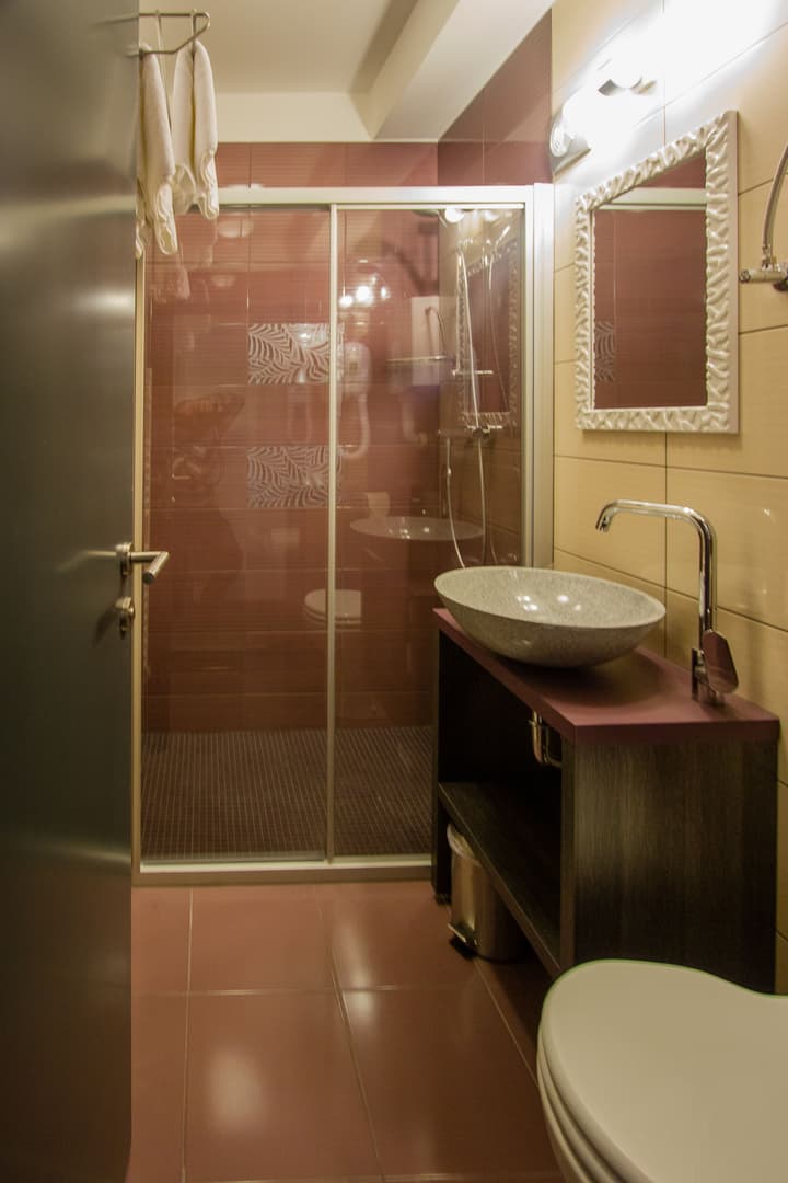 Log In Rooms