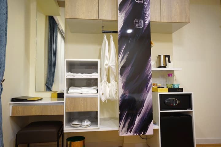 five6 Hotel Splendour