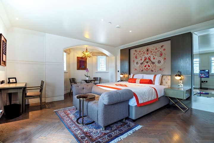 The Lalit London