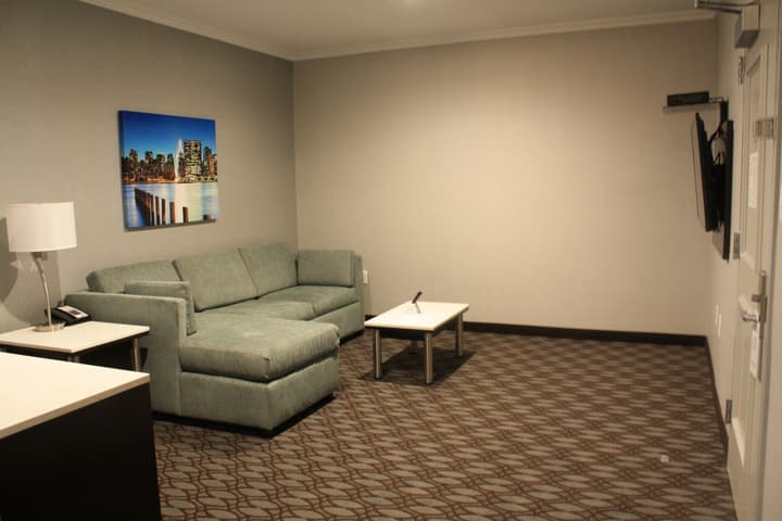 Best Western Premier NYC Gateway Hotel