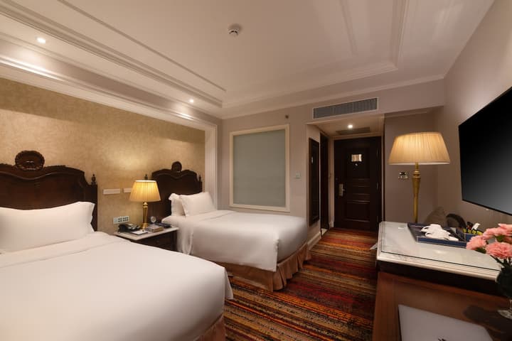 The Lapis Hotel