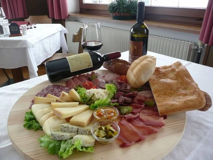 Hotel Col Di Lana