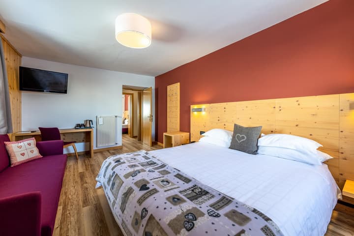Hotel Col Di Lana