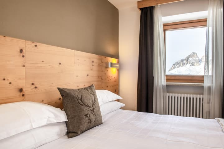 Hotel Col Di Lana