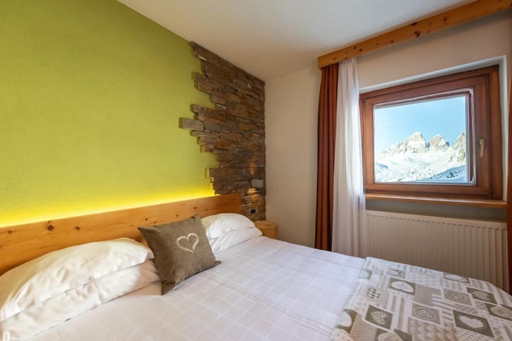 Hotel Col Di Lana