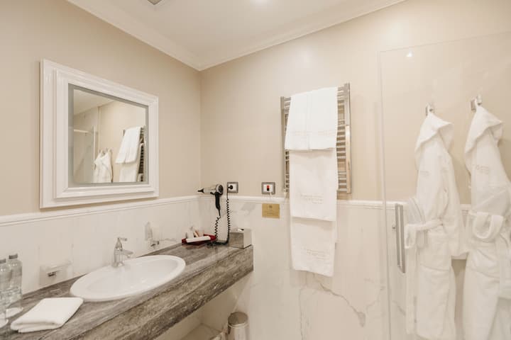 Grand Hotel Yerevan