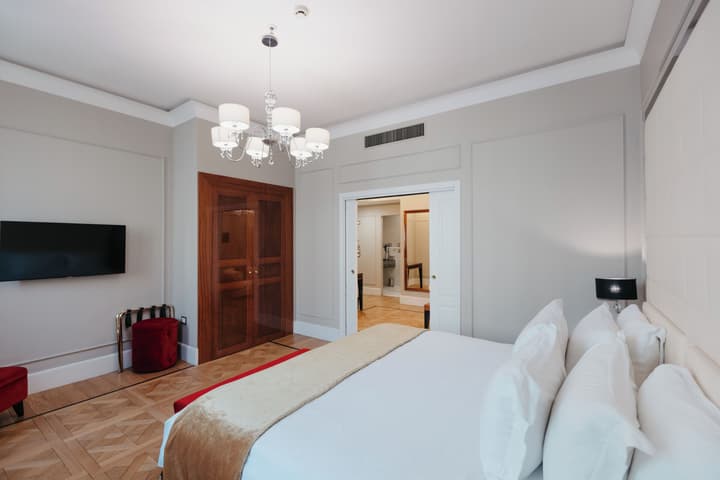 Grand Hotel Yerevan