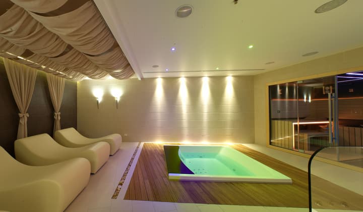 Grand Hotel Yerevan