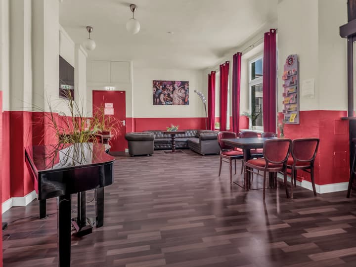 Ballhaus Berlin Hostel