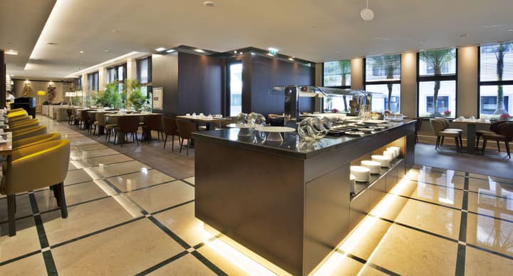 TURIM Marquês Hotel