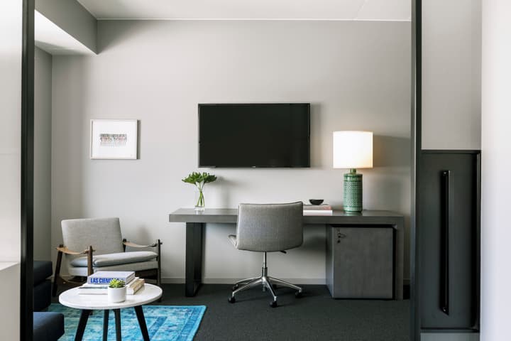 Kimpton Everly Hotel Hollywood by IHG