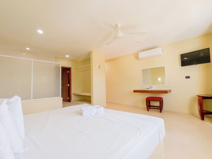 Progreso Beach Hotel