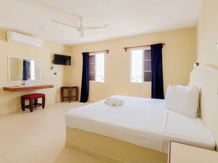 Progreso Beach Hotel