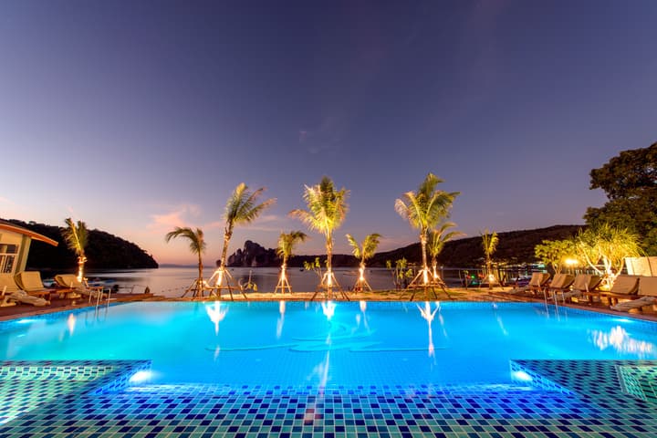 Phi Phi Harbour View Hotel