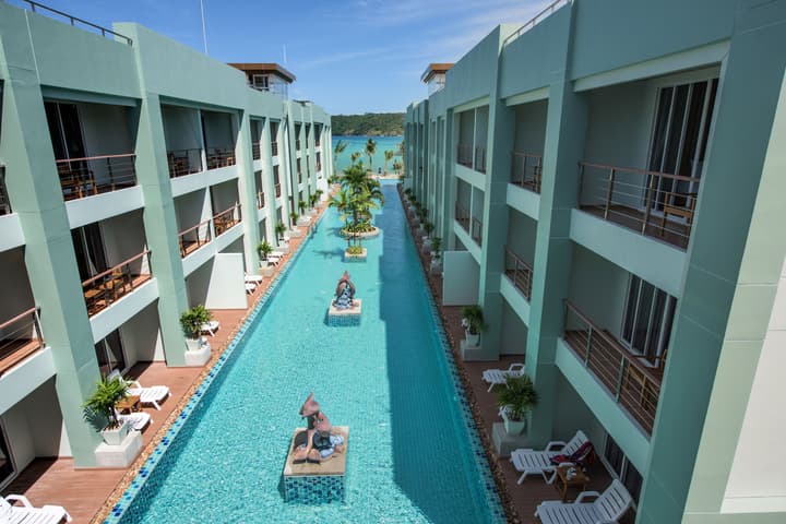 Phi Phi Harbour View Hotel