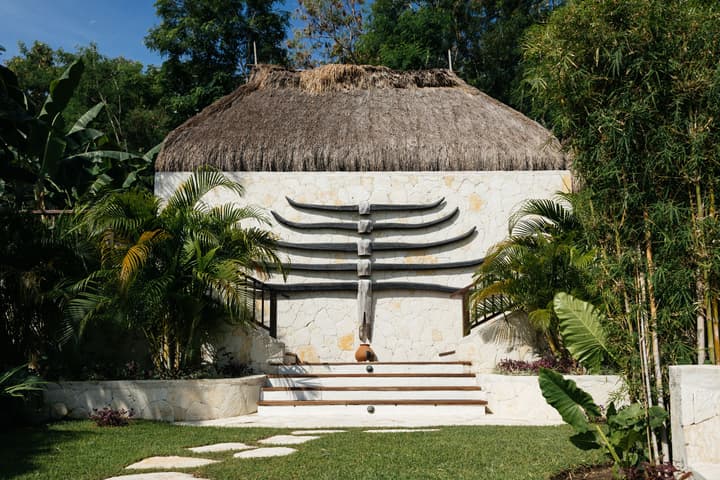 NIHI Sumba - member Leading Hotels of the World