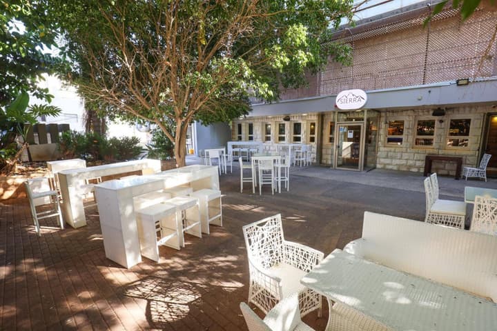 Tabar Hotel