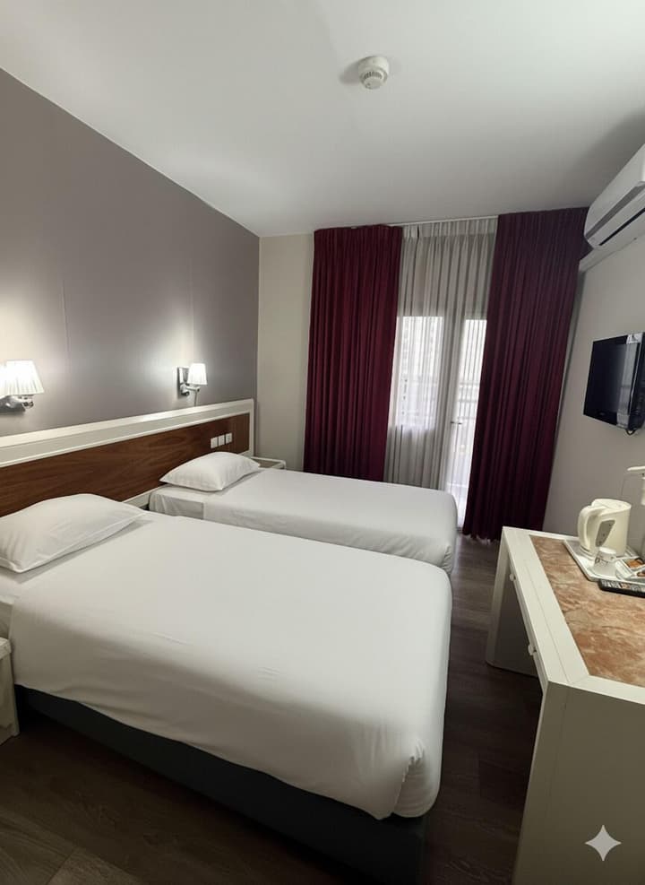Tabar Hotel