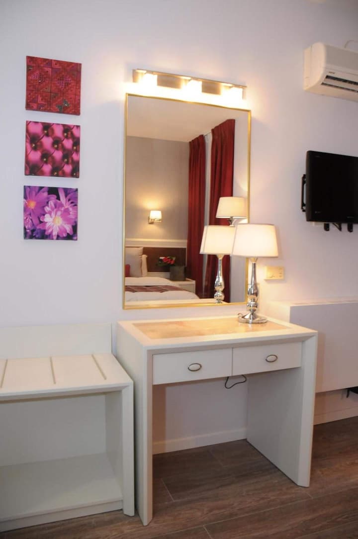 Tabar Hotel