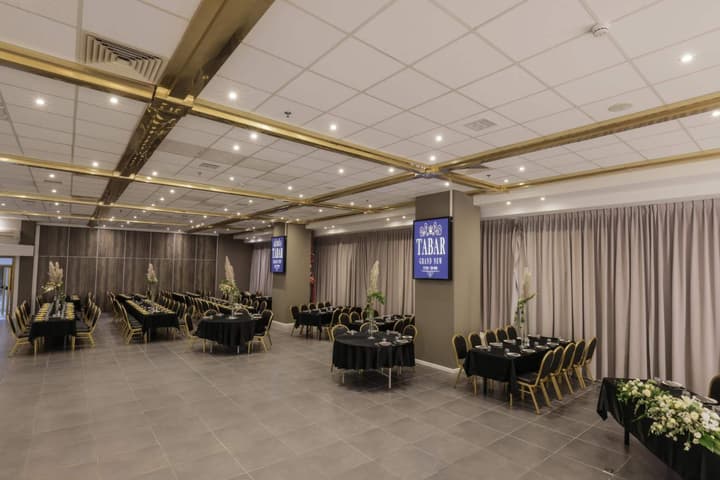 Tabar Hotel
