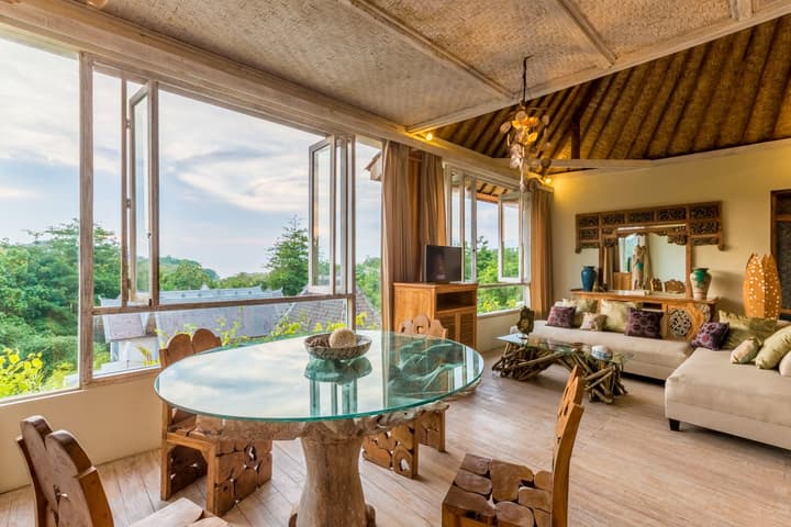 BoHo Bingin Beach