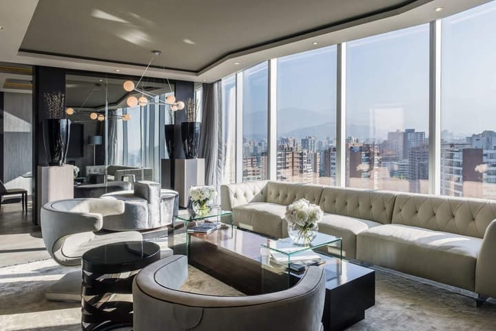 ICON Hotel