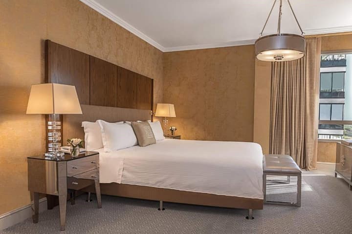 Alvear Icon Hotel