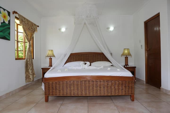 Le surmer self catering chalets