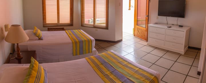 Punta Sal Suites & Bungalows Resort