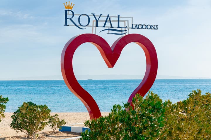 Royal Lagoons Resort & Aqua Park Families and Couples Only