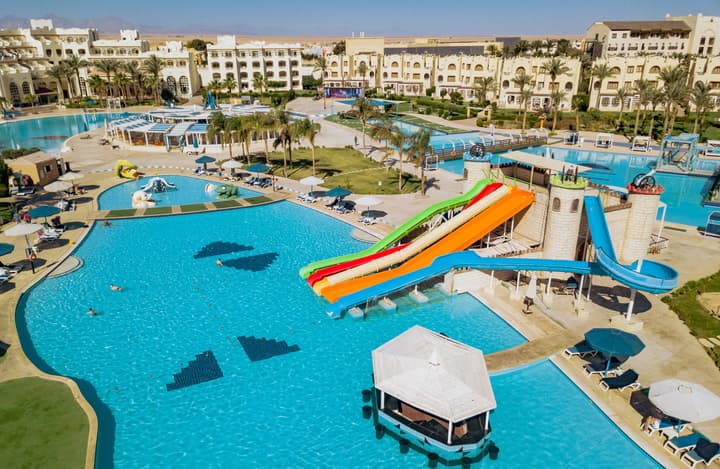Royal Lagoons Resort & Aqua Park Families and Couples Only