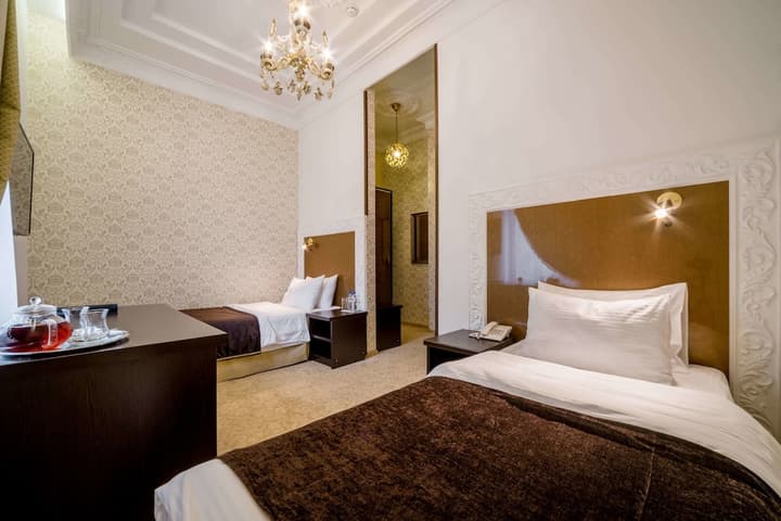 Sadovnicheskaya Hotel