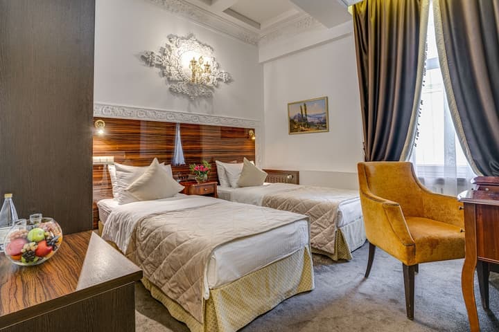 Sadovnicheskaya Hotel