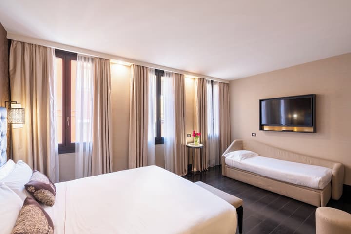 The Venice Times Hotel, Vignette Collection by IHG