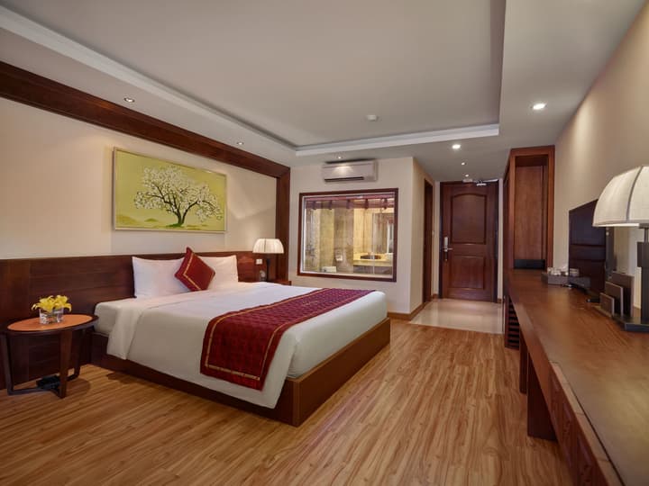 Freesia Hotel
