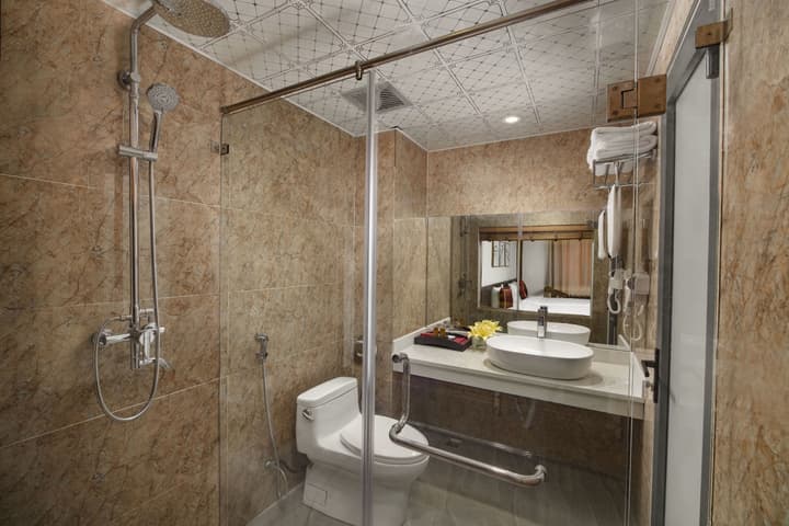 Freesia Hotel