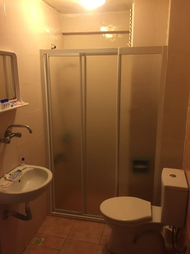 Istanbul Paris Hotel & Hostel