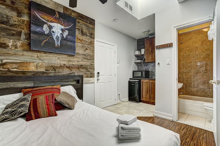 Destination Stays Griffintown Montreal