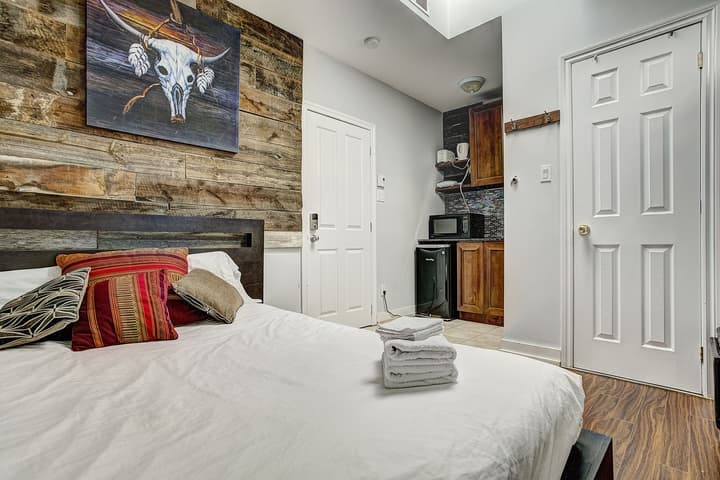 Destination Stays Griffintown Montreal