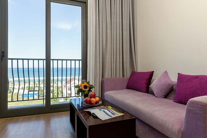 Alani Sea View Hotel