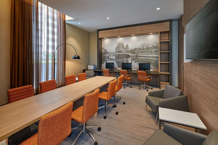Hampton By Hilton Berlin City Centre Alexanderplatz