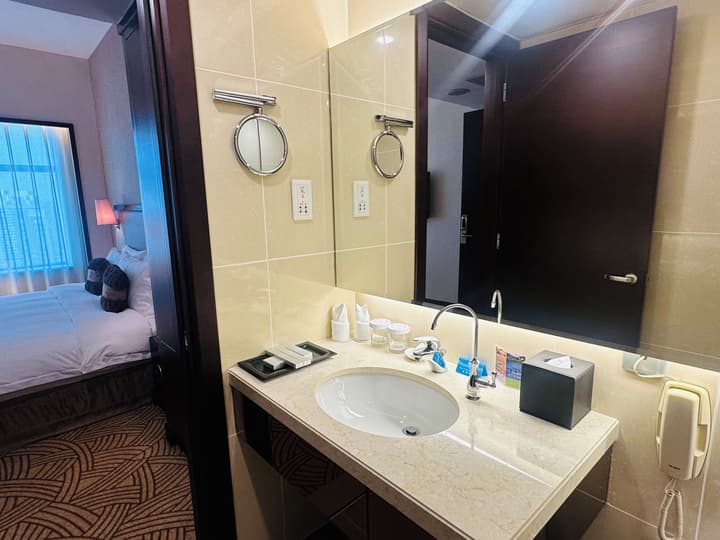 Celebrity International Grand Hotel