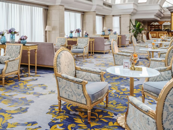 Celebrity International Grand Hotel