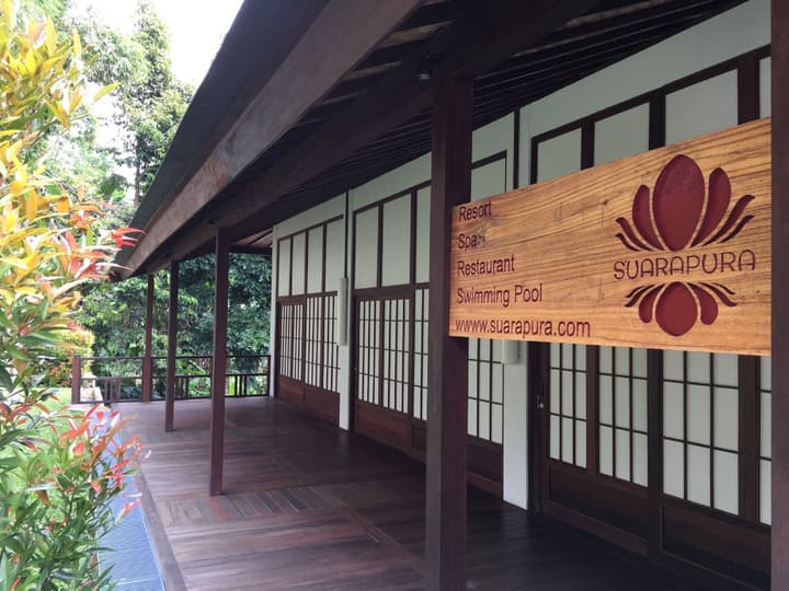 Suarapura Resort & Spa