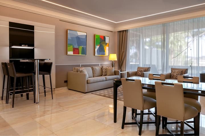 Alàbriga Hotel & Home Suites