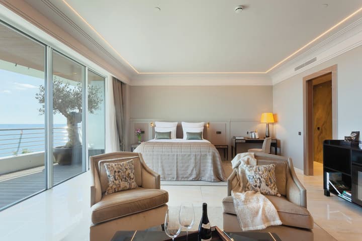 Alàbriga Hotel & Home Suites