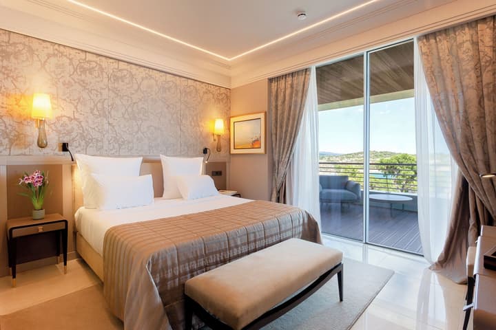 Alàbriga Hotel & Home Suites