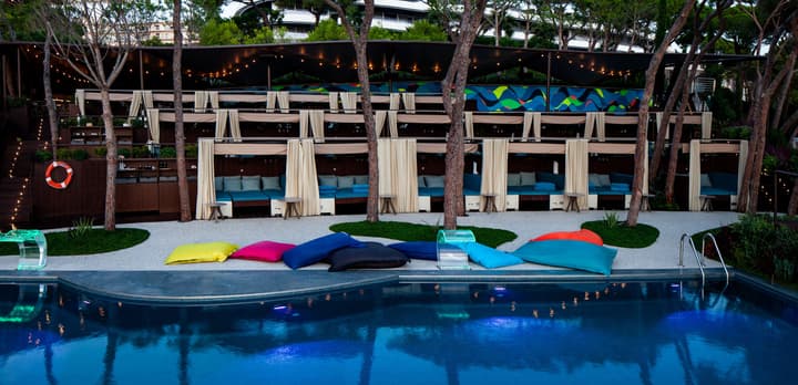 Alàbriga Hotel & Home Suites