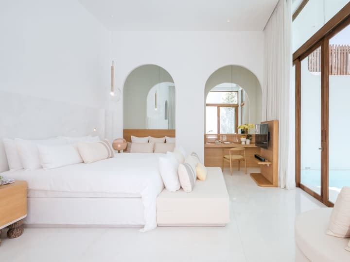 SALA Samui Chaweng Beach Resort