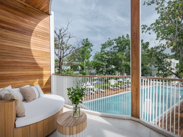 SALA Samui Chaweng Beach Resort